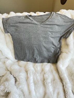 Gray Slouchy V-Neck Women’s Top - Classic Everyday Tee Sz. Medium